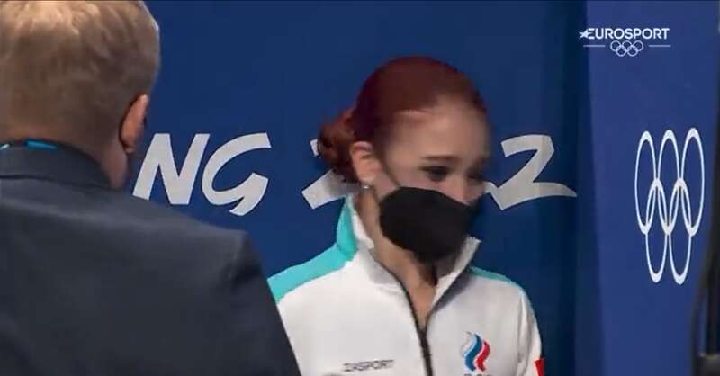 Трусова в слезах. dqxikeidqxidqrant