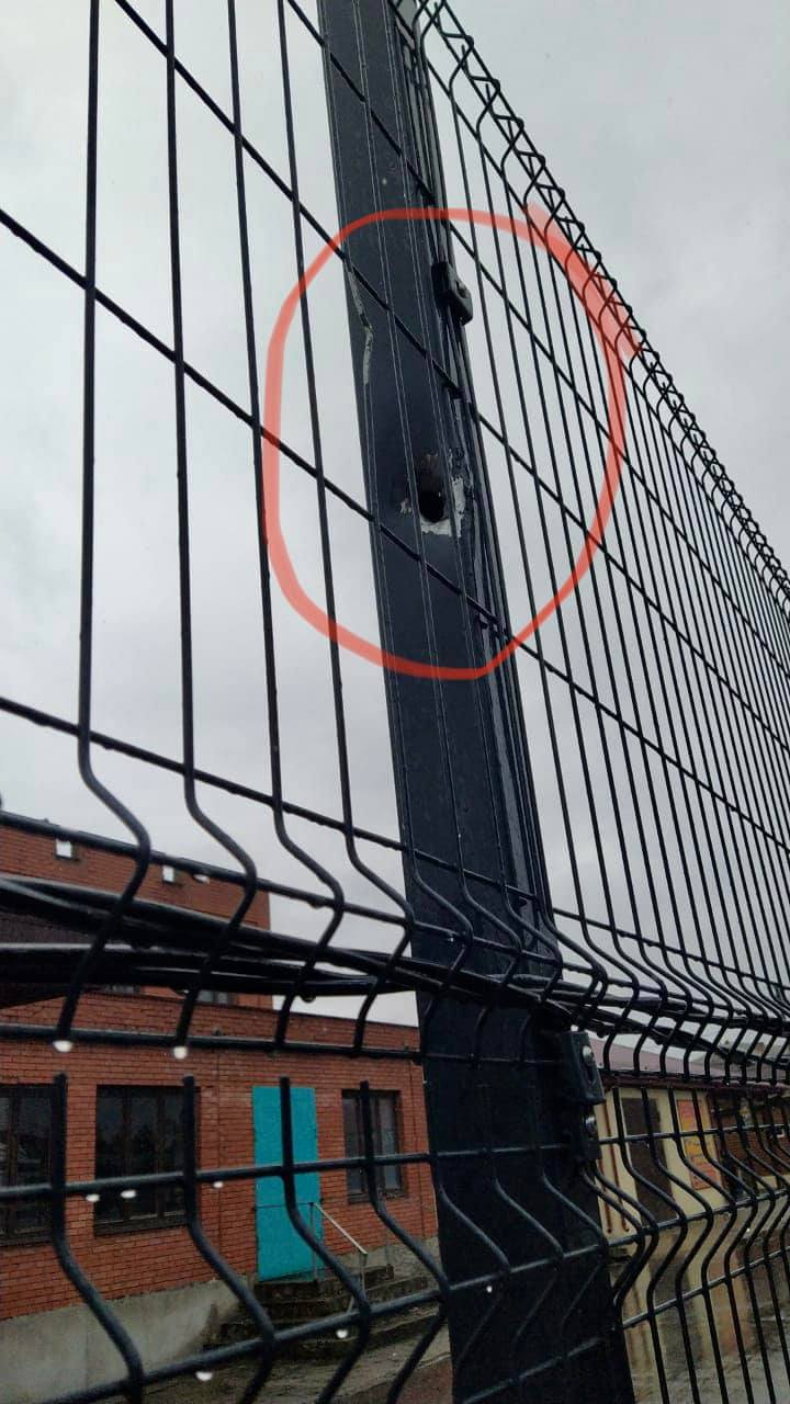 Боевики обстреляли гуманитарный конвой Красного Креста dqxikeidqxiqdhant