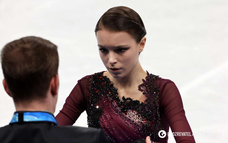 Анна Щербакова не смогла сфотографироваться с флагом