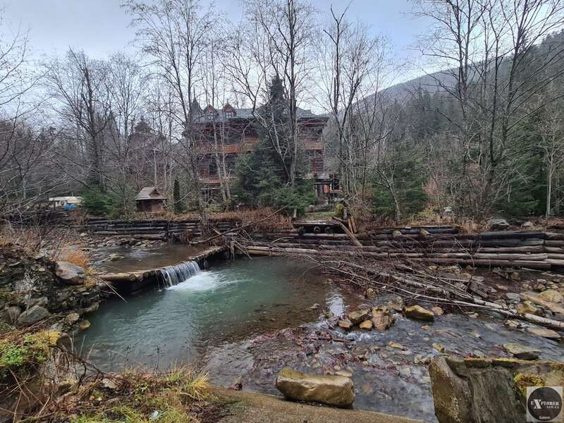 В Карпатах нашли заброшенную дачу Ющенко: как она выглядит сейчас (фото)