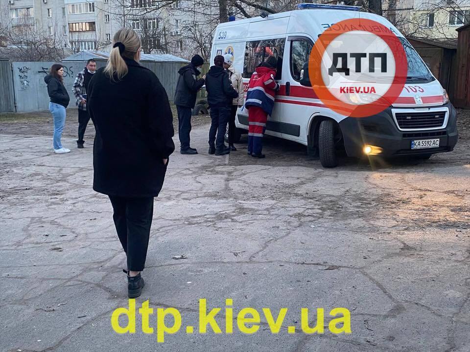 Медики госпитализировали мальчика. dqxikeidqxiqzant