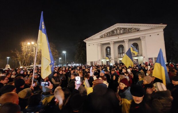 Пуй тобі, а не Маріуполь, - акция против агрессии РФ 06