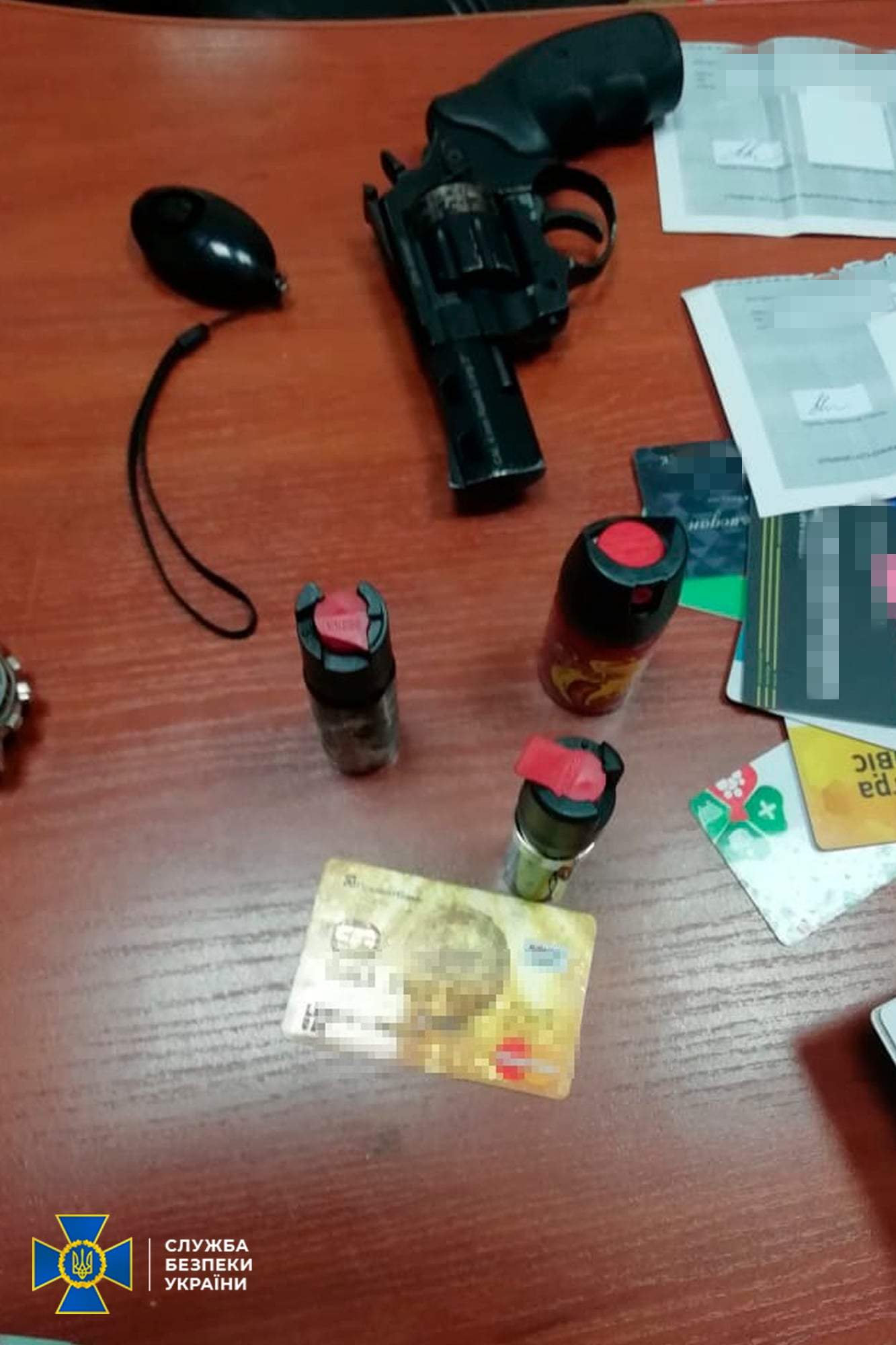 У диверсанта вилучили зброю