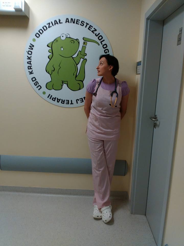 Оккупанты под Киевом убили врача, которая пыталась спасти жизнь ребенка dqxikeidqxidqrant