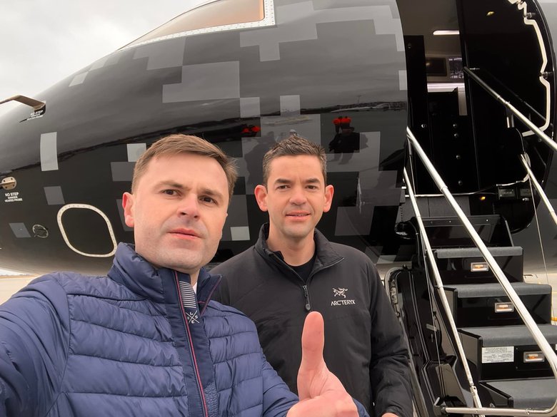 Командир екіпажу SpaceX доставив допомогу ЗСУ 02 dqxikeidqxidqrant