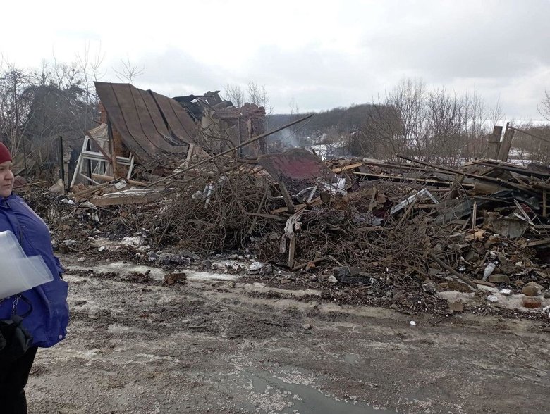   :  22 ,  3    ’ 12