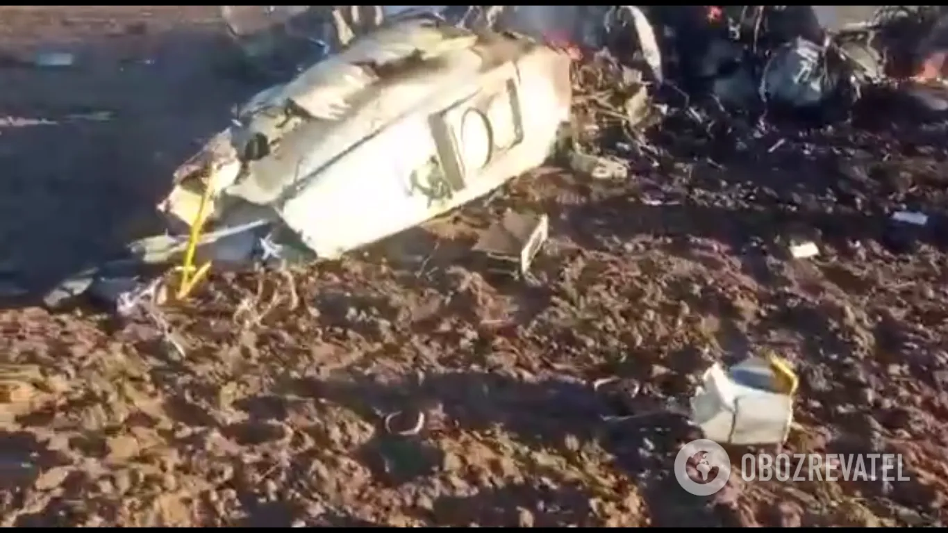 Вертолет упал на землю