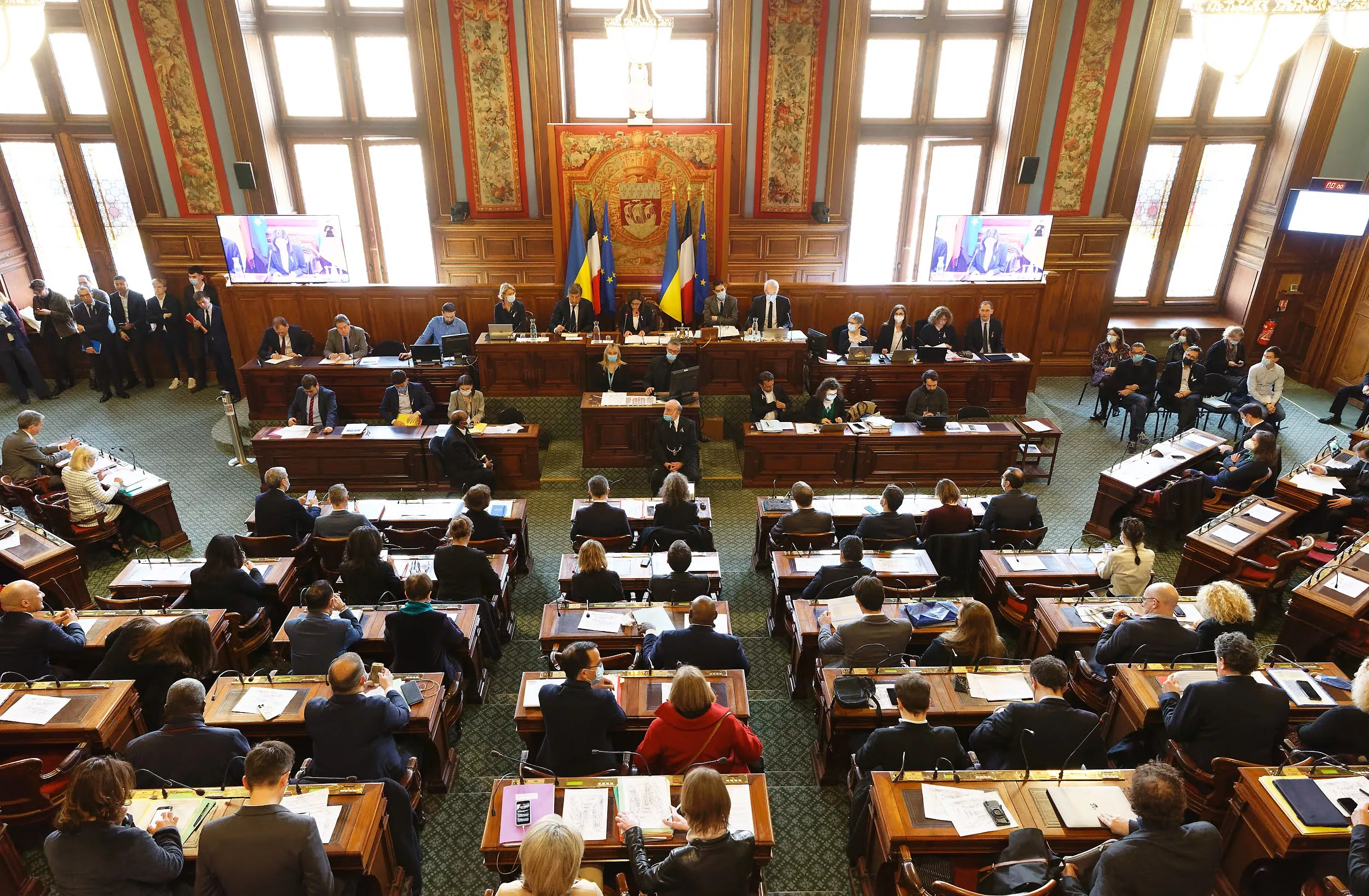  – twitter.com/Anne_Hidalgo. dqxikeidqxidqrant