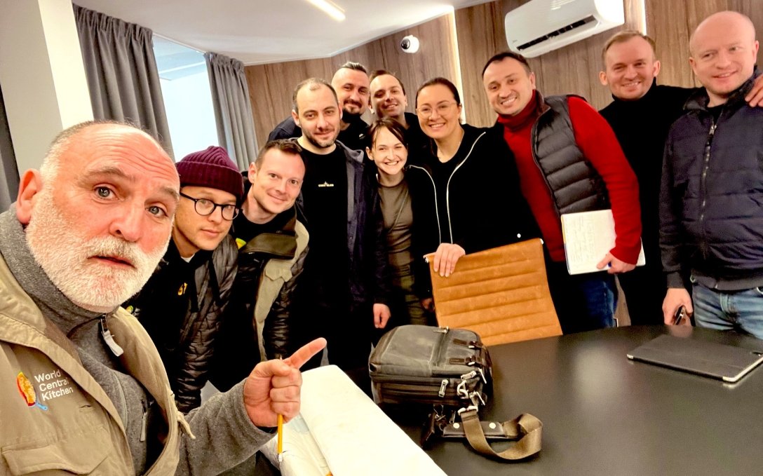 кэри фукунага 1 Кэри Фукунага, бонд, бондиана, режиссер, украина, война в украине, поддержка украины dqxikeidqxiqdzant