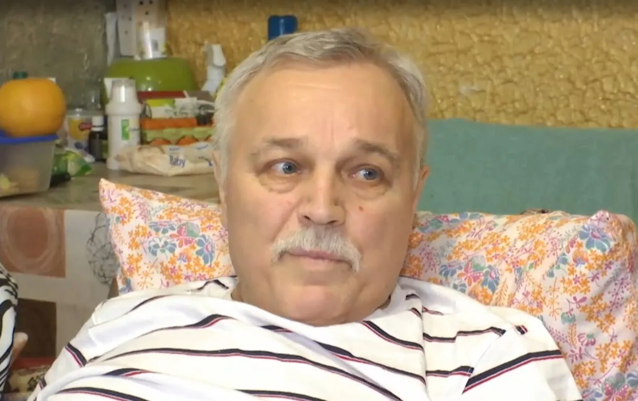 Пострадавший киевлянин собирает доказательства преступлений оккупантов. dqxikeidqxidqeant