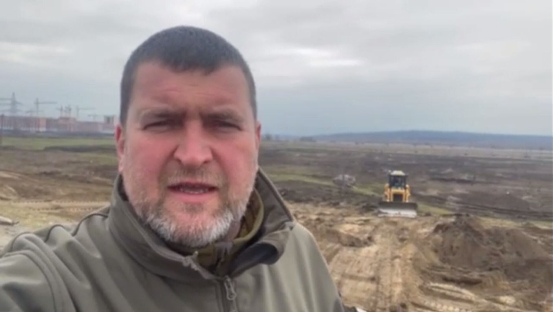 Маркушин поблагодарил волонтеров за помощь. dqxikeidqxidqrant