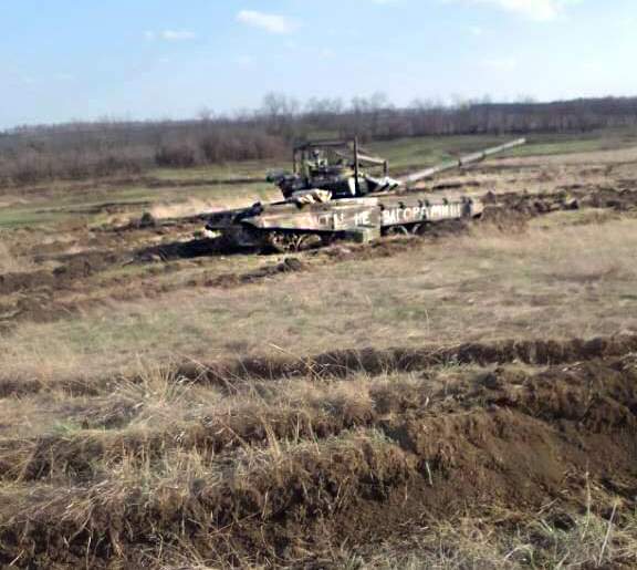 Запорожская терроборона и ВСУ мастерскую обезвредили танк dqxikeidqxidqrant