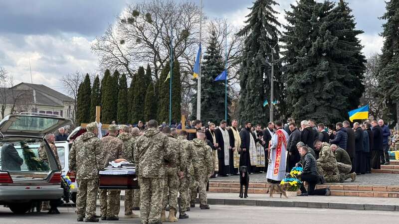 В Ровенской области в последний путь провели двух героев dqxikeidqxidqeant