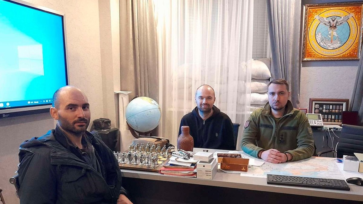 ГУР освободило двух украинских летчиков из вражеского плена dqxikeidqxidqeant