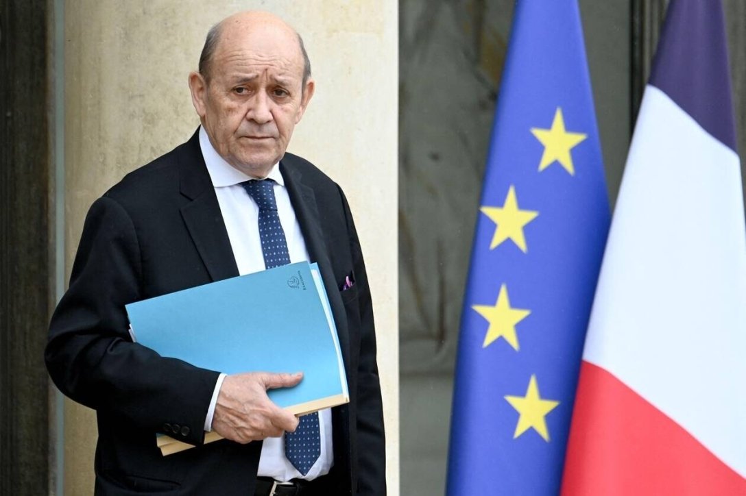 Ле Дриан и Кулеба обсуждали поставки Украине оружия dqxikeidqxidqrant