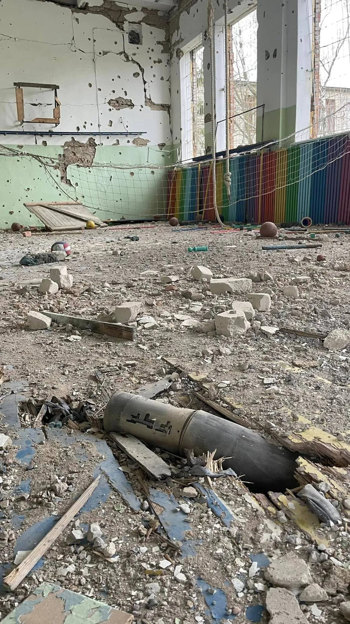 Больше всего пострадал школьный спортзал