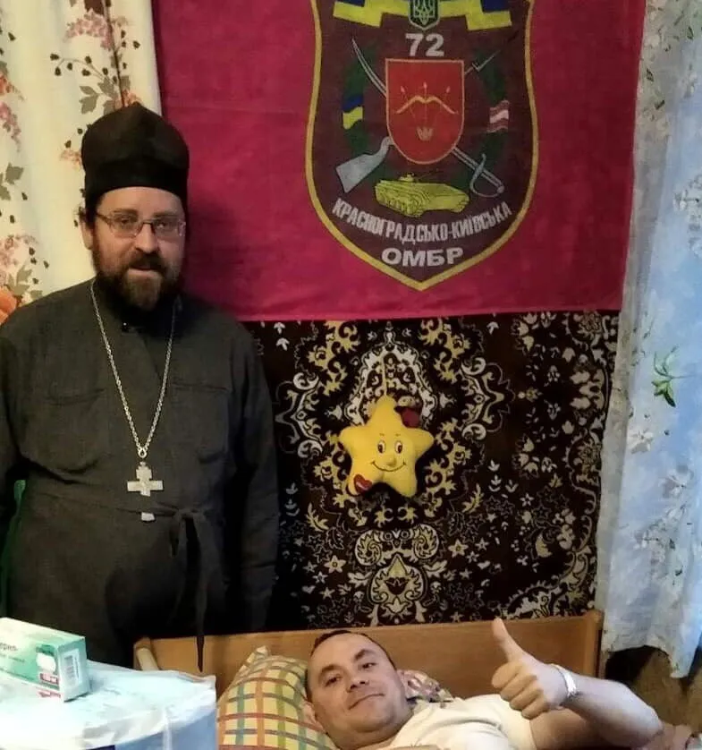 Батюшка помогал бедным и больным людям