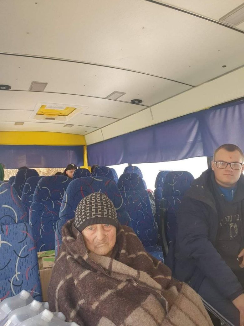 На Великдень з Попасної евакуювалися 16 жителів, - Гайдай 03