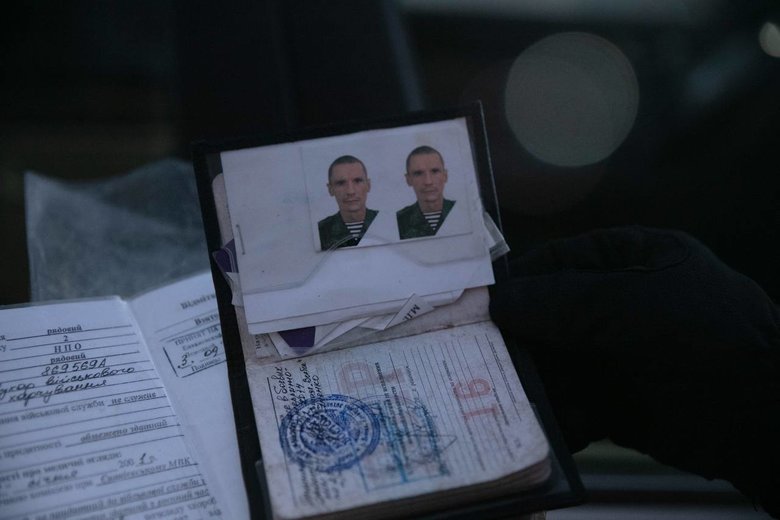 Бійці Азову під Гуляйполем відбили атаку росіян та взяли у полон окупантів 03