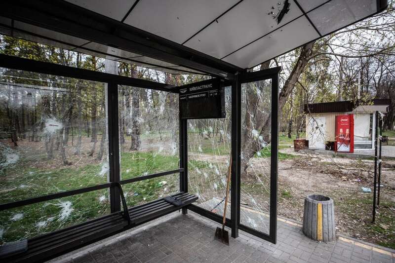 Расстрелянная оккупантами остановка транспорта.