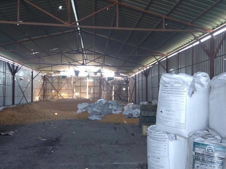 Ракетний удар по Дніпропетровщині: Зруйновано склади агропідприємства 01 dqxikeidqxidqeant