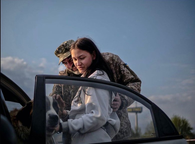 Перемога України є безсумнівною для всіх адекватних людей у світі, - Зеленський 06