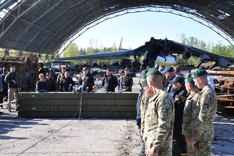 Министры внутренних дел Польши и стран Балтии посетили Гостомель 04