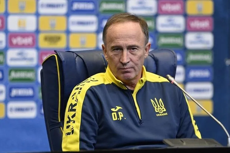 Александр Петраков на пресс-конференции.