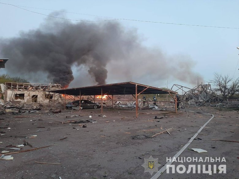 Ракеты, Смерчи, танки, авиация. За сутки россияне обстреляли 19 населенных пунктов Донетчины 04