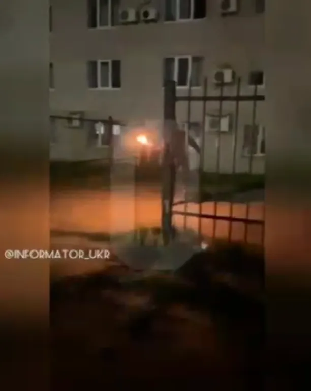 В здание кинули коктейли Молотова dqxikeidqxidqeant