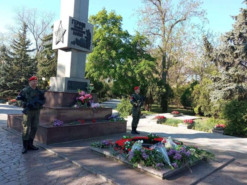 Новая Каховка 9 мая Новая Каховка 9 мая dqxikeidqxiqzuant