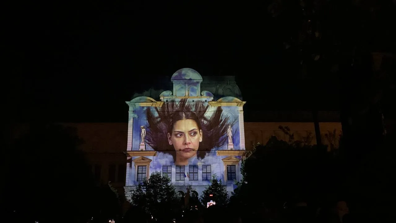 В Болгарии поддержали Украину во время лазерного шоу. dqxikeidqxidqrant