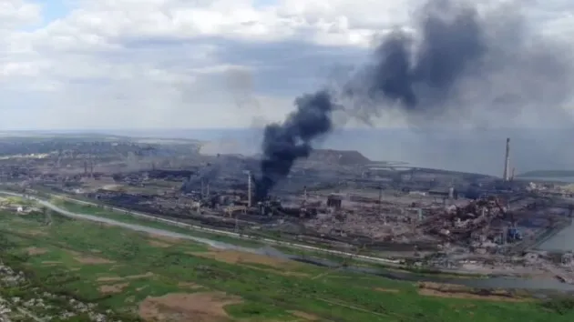 Последствия авиаударов войск РФ по "Азовстали" 11 мая dqxikeidqxidqrant