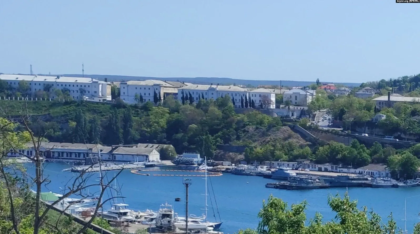 Причалы, где стояли подлодки РФ, пусты. dqxikeidqxixqant