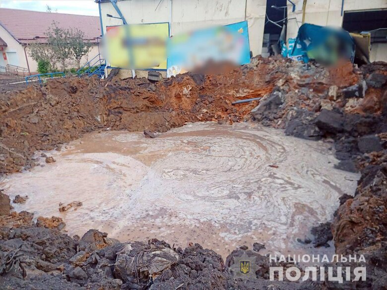 За сутки российские захватчики 28 раз обстреляли Донецкую область. Есть погибшие и раненые 10