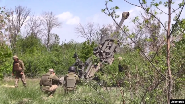 ЗСУ отримали 200 тисяч снарядів та 90 гаубиць М777 dqxikeidqxidqrant