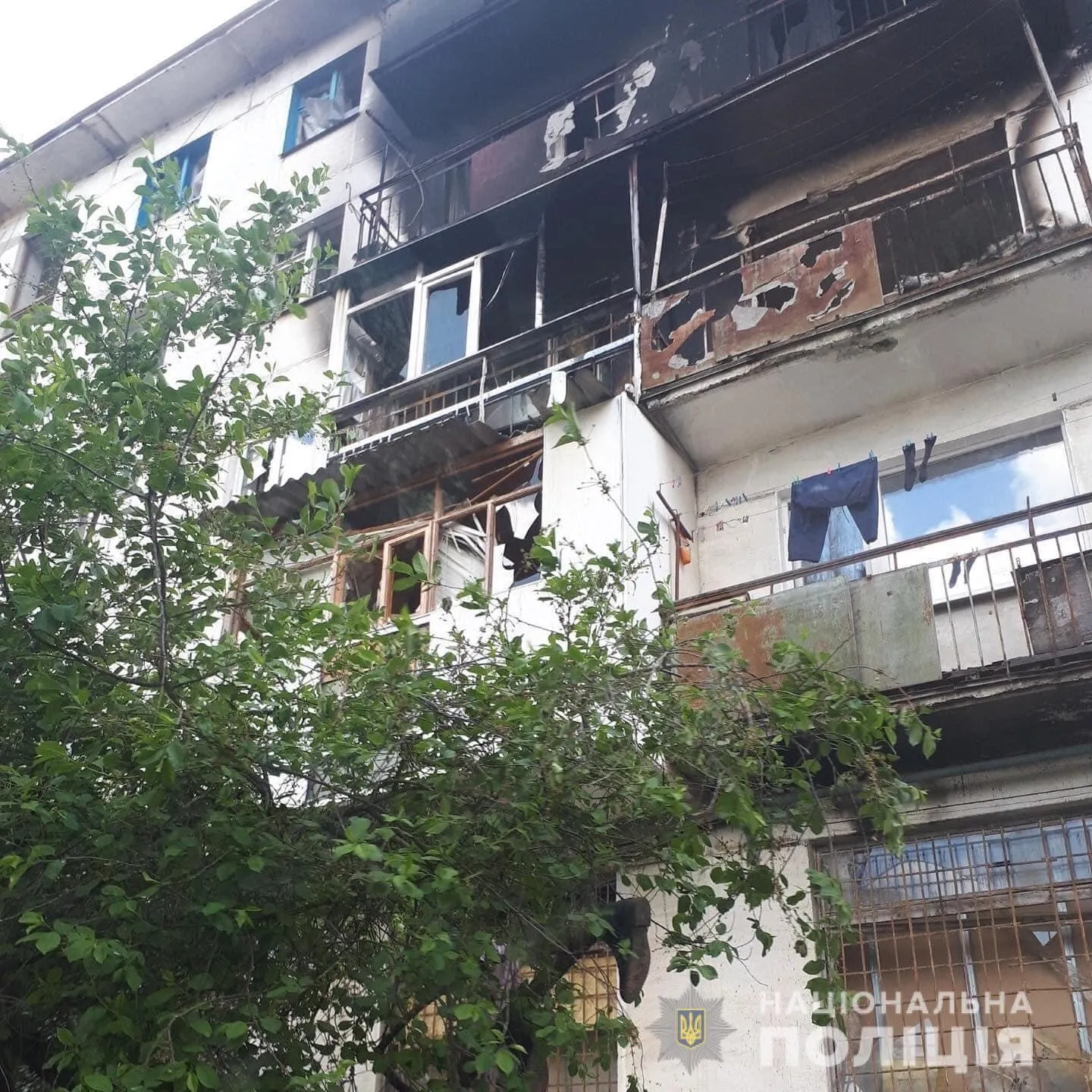 Оккупанты обстреляли многоэтажные дома