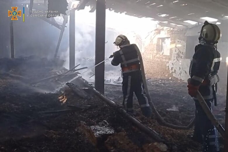 Ліквідовано пожежу, спричинену ворожим обстрілом на Сумщині, - ДСНС 03