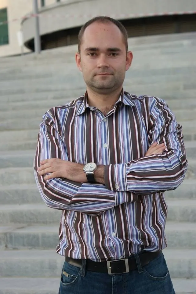 Навроцкий избирался депутатом районного и городского совета Харькова