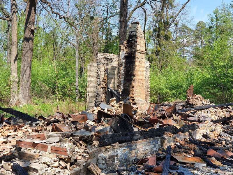 Главной проблемой здесь остаются заминированные леса.