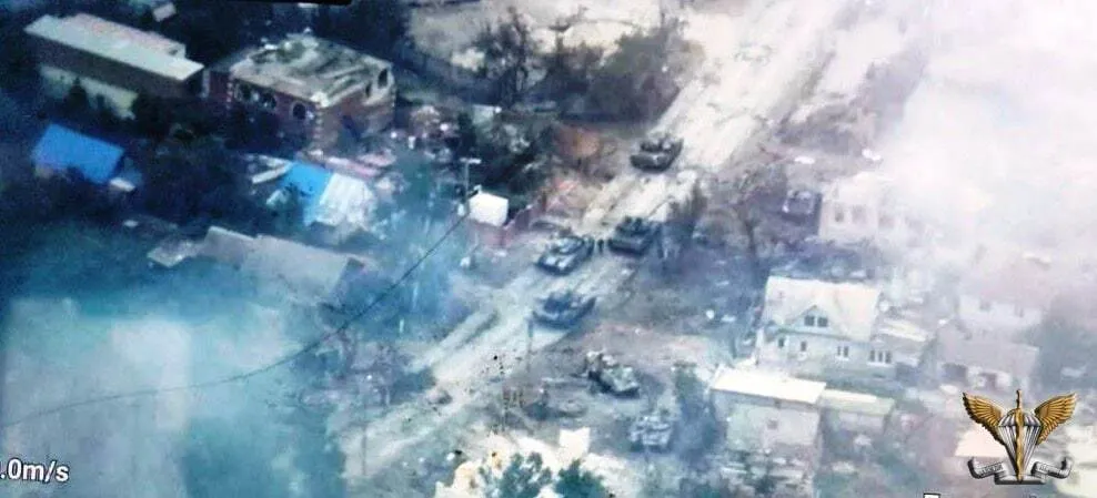 Артиллеристы сработали вместе с десантниками.