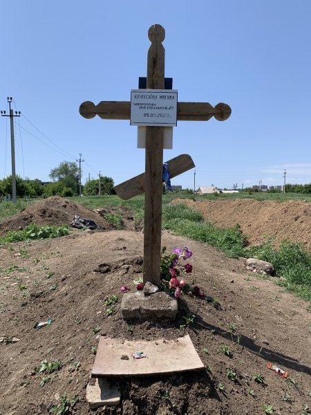 кладбище мариуполь, захоронение мариуполь, места захоронения мариуполь, где хоронят погибших в мариуполе, могилы в мариуполе видео, кладбище мариуполь видео, могилы мариуполь фото