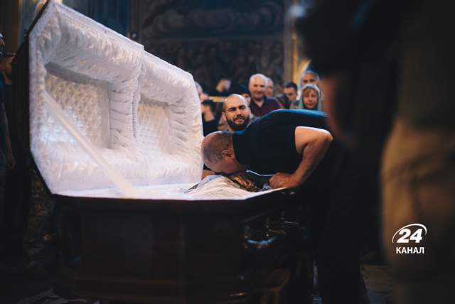 В Киеве простились с погибшим Героем Иваном Чеканюком