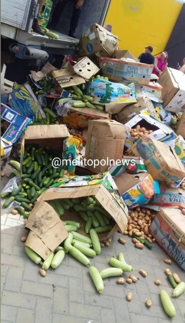 На блокпосту в Васильевке гниют огурцы