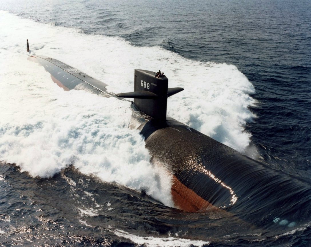 USS Los Angeles,   