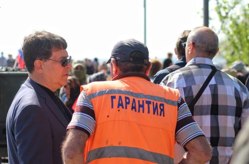 Олександр Кобець у Херсоні, 9 травня 2022 року (Фото: видання «Мост»)