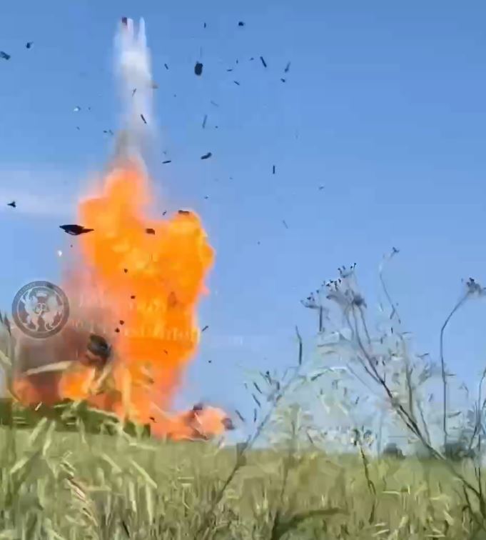 ВСУ разнесли вдребезги российскую БМП