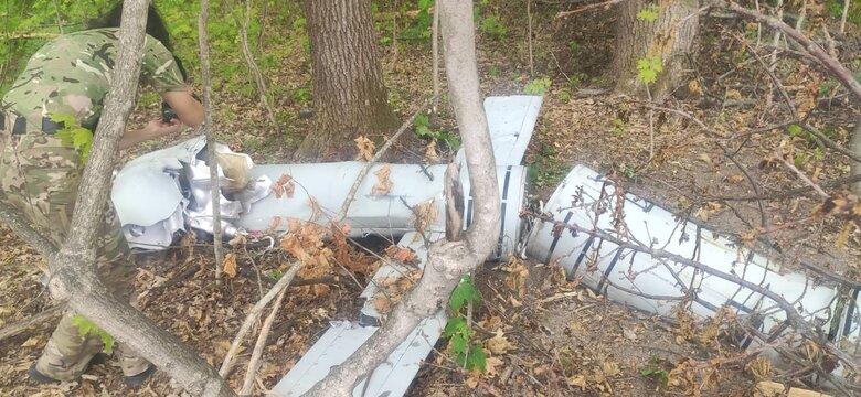 Лісничі на Вінниччині виявили ворожу крилату ракету Калібр, збиту засобами ППО 02