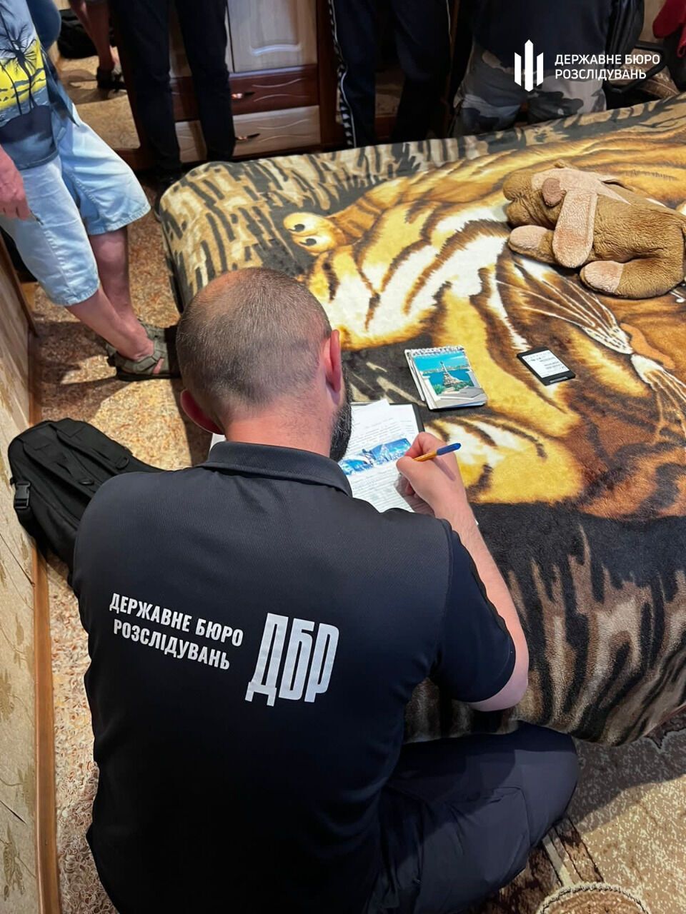 Сухарю объявили подозрение.