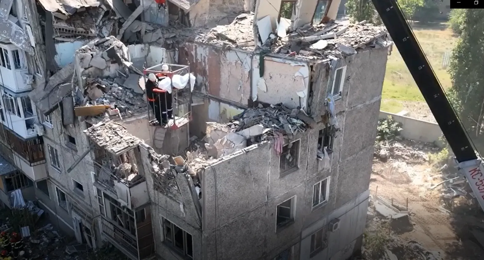 Многоэтажка стала целью российских военных.